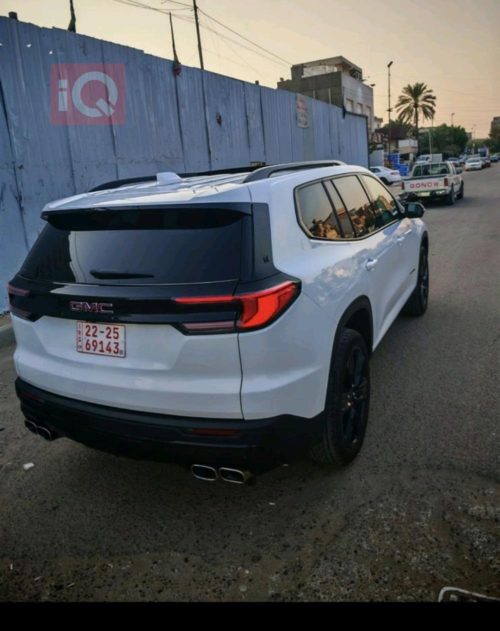 GMC Acadia